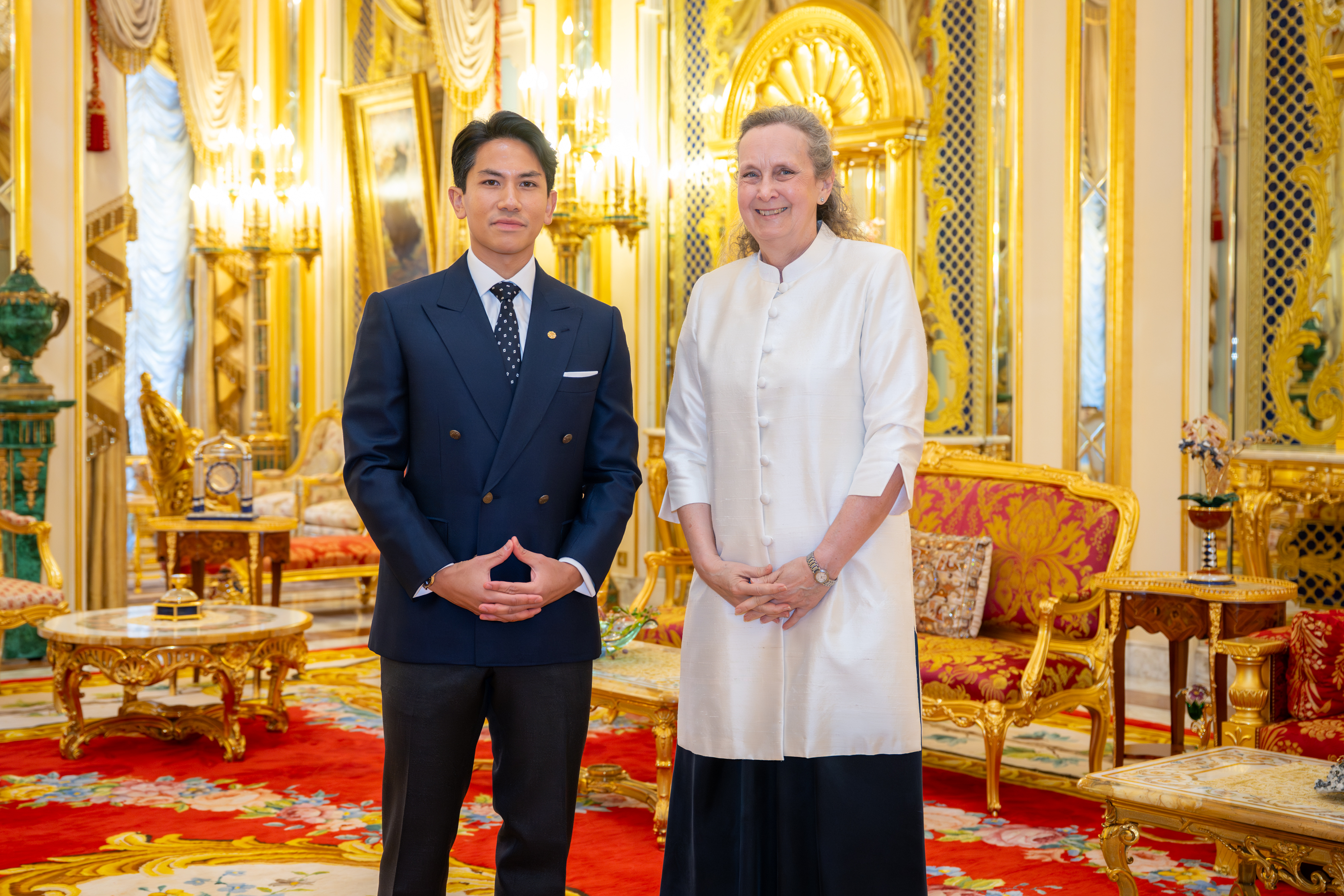 HIS ROYAL HIGHNESS PRINCE ‘ABDUL MATEEN, MINISTER OF FOREIGN AFFAIRS OF BRUNEI DARUSSALAM, RECEIVES THE OUTGOING AMBASSADOR OF THE UNITED STATES OF AMERICA