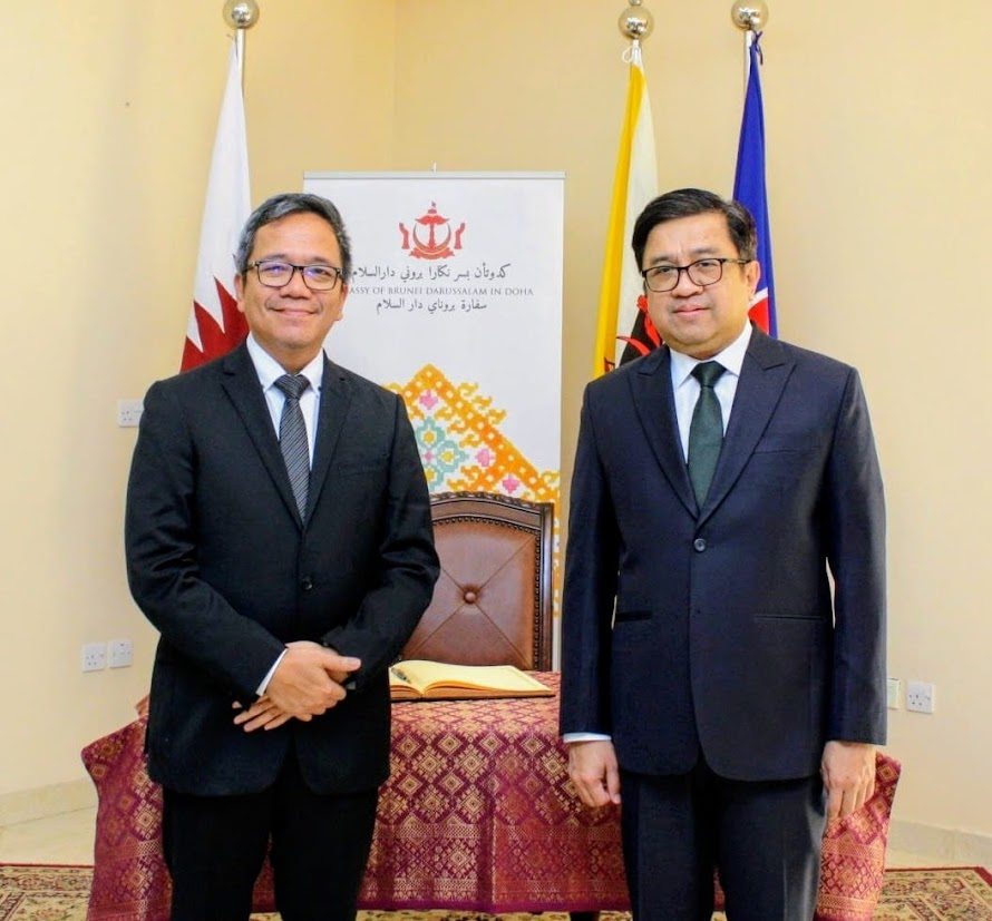 Pix 011 (Indonesia ambassador).jpg